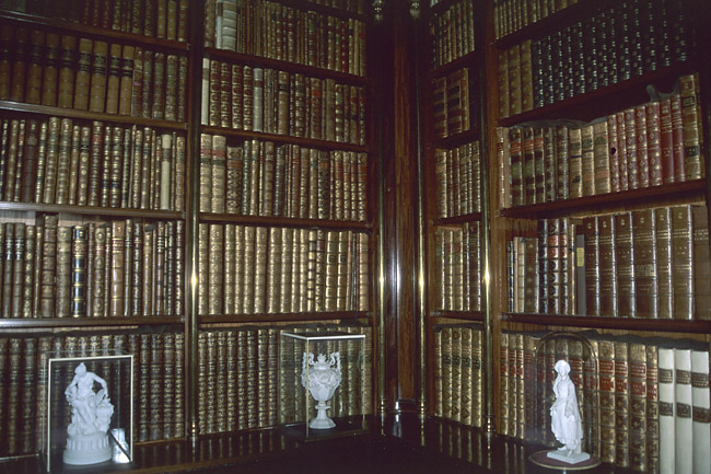 Chatsworth library