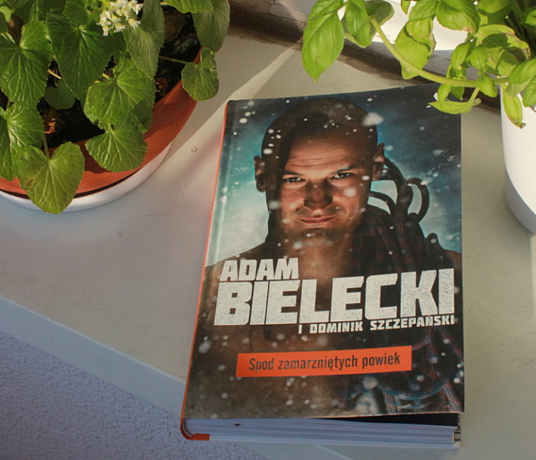 "Spod zamarzniętych powiek" Adam Bielecki i Dominik Szczepański